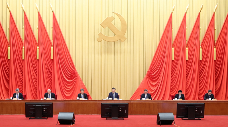 1月8日，中共中央總書記、國家主席、中央軍委主席習(xí)近平在中國共產(chǎn)黨第二十屆中央紀(jì)律檢查委員會(huì)第三次全體會(huì)議上發(fā)表重要講話。李強(qiáng)、趙樂際、王滬寧、蔡奇、丁薛祥、李希出席會(huì)議。